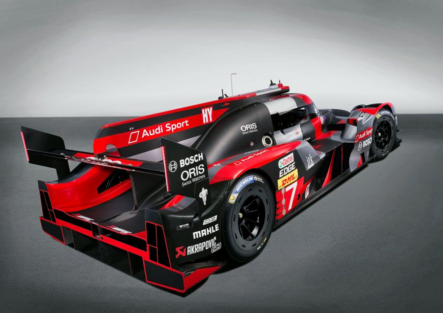  Audi R18 e-tron Quattro 2016 года  (фото 9 из 32)